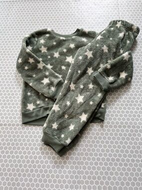 wonder nation Sage Green Fleece Set with Cream Stars. Size 5T